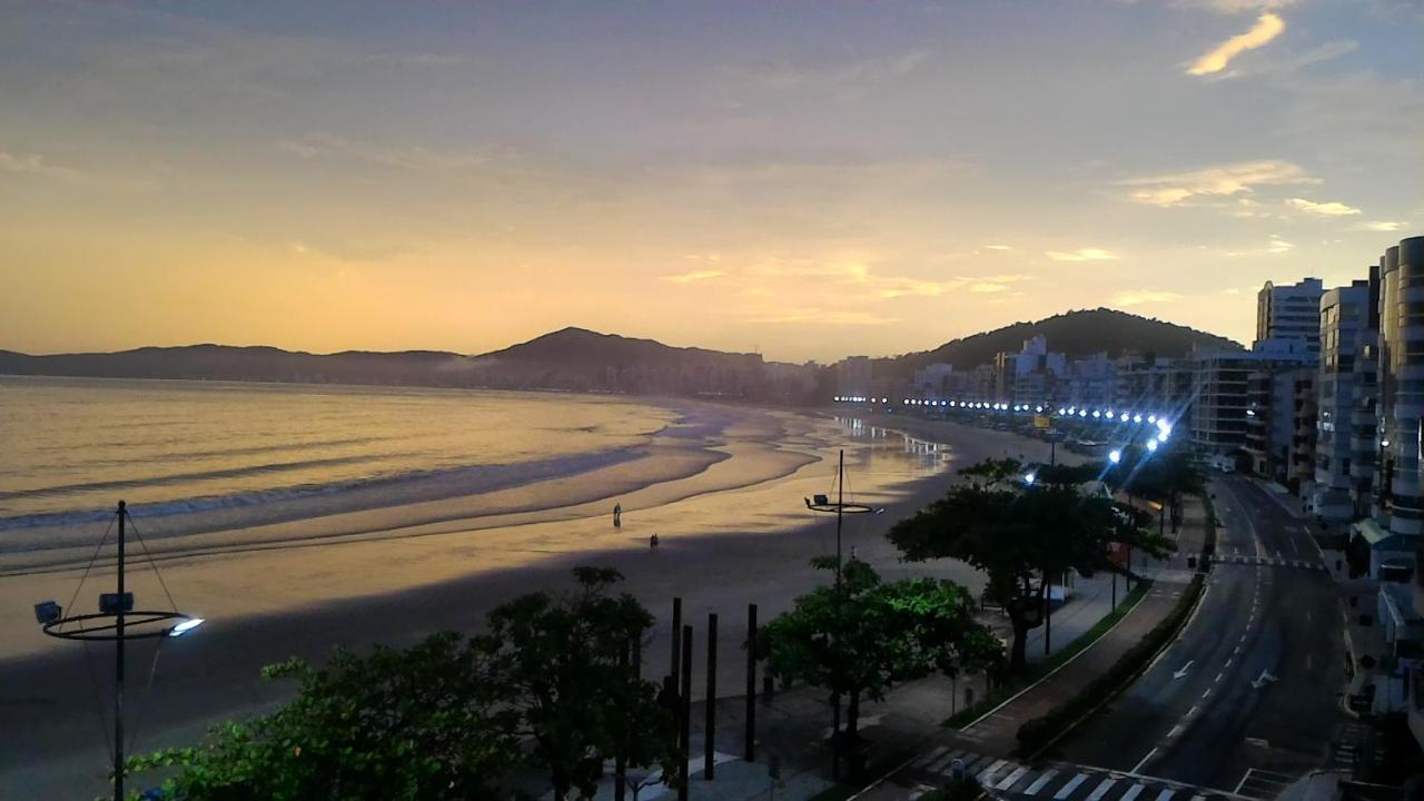 Apartamento De Cobertura Frente Para O Mar Itapema Ngoại thất bức ảnh